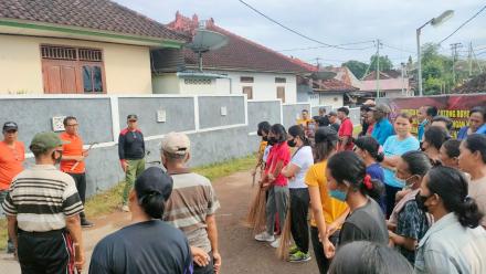 Ketua LPM Laksanakan Kembali Giat Gotong Royong Dibeberapa Areal Banjar Dinas Dajan Rurung
